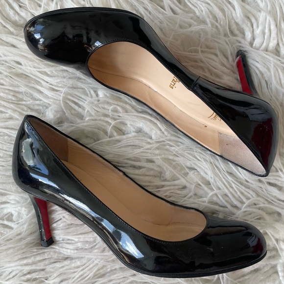 Christian Louboutin Simple Pump Round Toe Patent Calf Leather 70 Heels Size 37.5